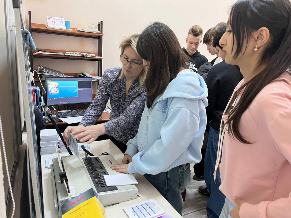 В Самарском государственном колледже стартовали профориентационные каникулярные смены для школьников из 39-й и 63-й школ